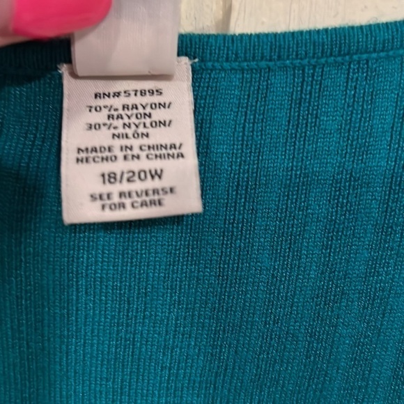 R. E. Q. Sweater Tank with Beaded Square Neck, Size 18/20W - Picture 3 of 10